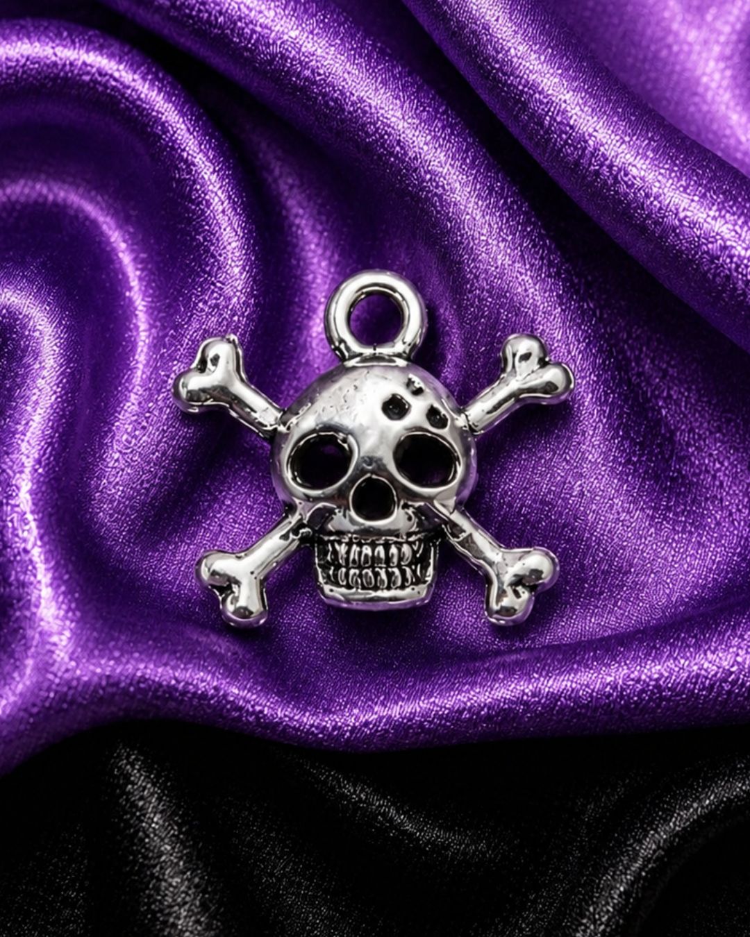 Skull & Crossbones Charm